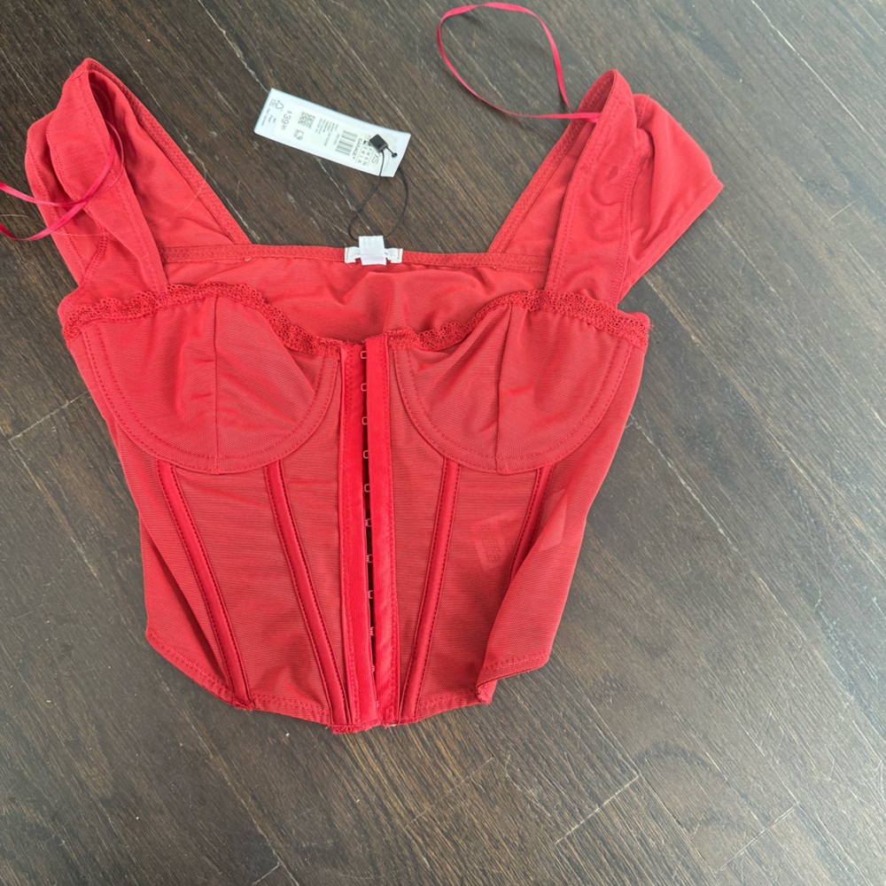 garage red top